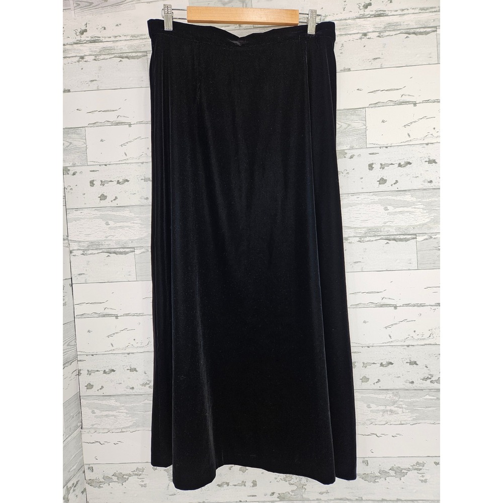 Susan Bristol Black Velvet Maxi Skirt Size 14 Long A-Line Side Zip Evening Wear
